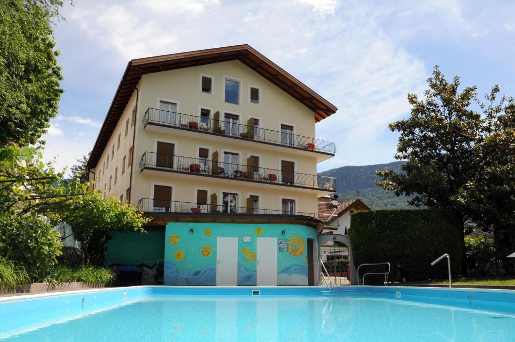 Torre Siegler Im Thurm Hotel Meran